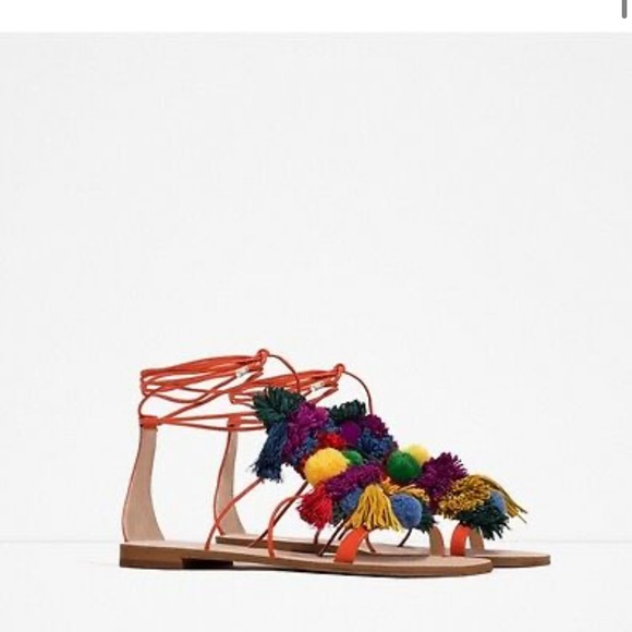 Pom Pom leather sandals, size 10 - Picture 4 of 9